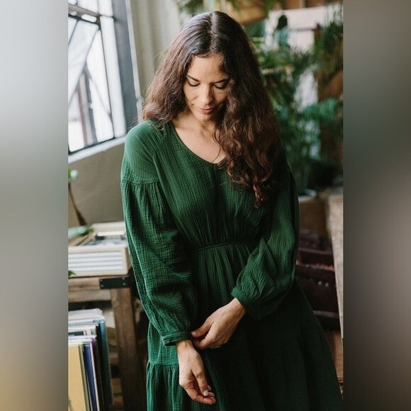 Suunday The Sara Midi Dress in Kombua Green XL - Picture 2 of 15